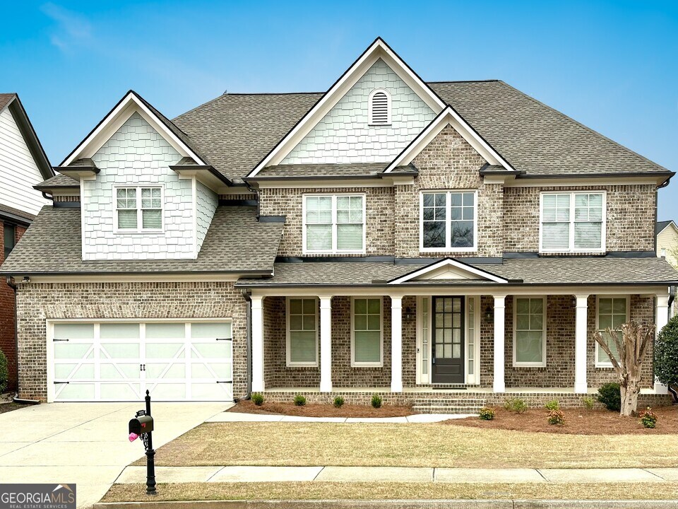 3393 Willow Glen Trail in Suwanee, GA - Building Photo