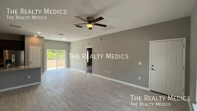 736 Halton Ave SW in Palm Bay, FL - Building Photo - Building Photo