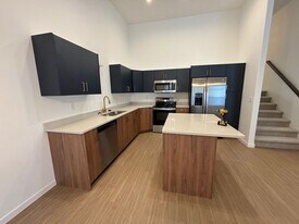 7211 30th St S in Fargo, ND - Building Photo