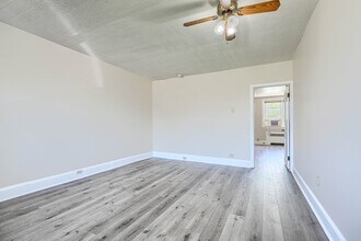 4041 Wilkens Ave, Unit B in Baltimore, MD - Foto de edificio - Building Photo