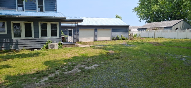 property at 34905 Gordy Rd