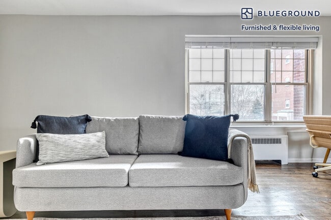 2762 Hampton Pkwy in Evanston, IL - Building Photo - Building Photo