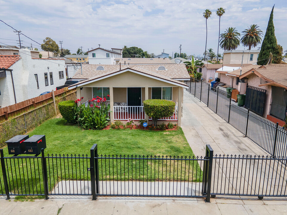 643 W Colden Ave in Los Angeles, CA - Building Photo