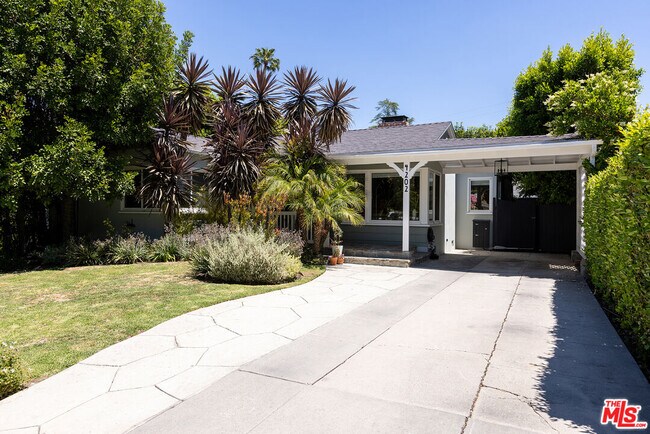 property at 4202 Benedict Canyon Dr