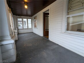 9715 Plymouth Ave in Garfield Heights, OH - Building Photo - Building Photo