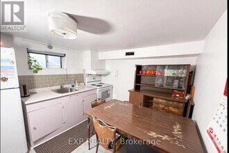 500 Drewry Ave in Toronto, ON - Building Photo - Building Photo