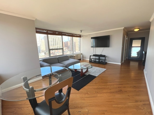 property at 70 W Burton Pl