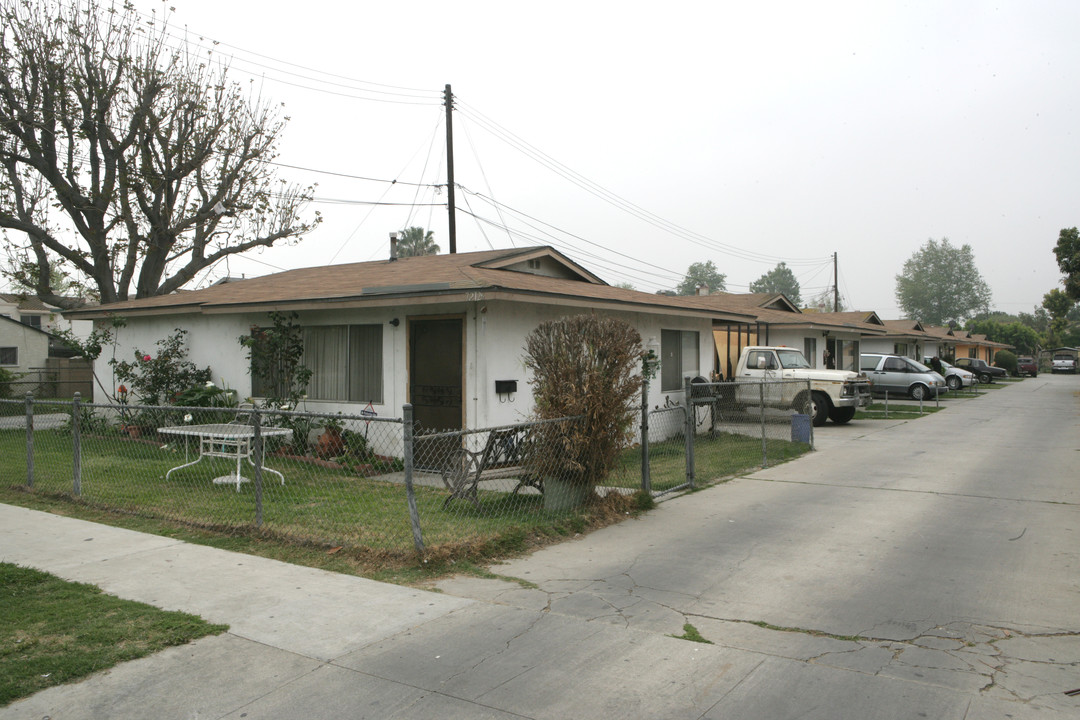 7210 Exeter St in Paramount, CA - Building Photo