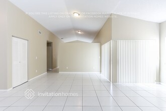 15030 Norfolk Ln in Davie, FL - Building Photo - Building Photo