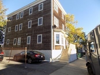 property at 14 Dana St