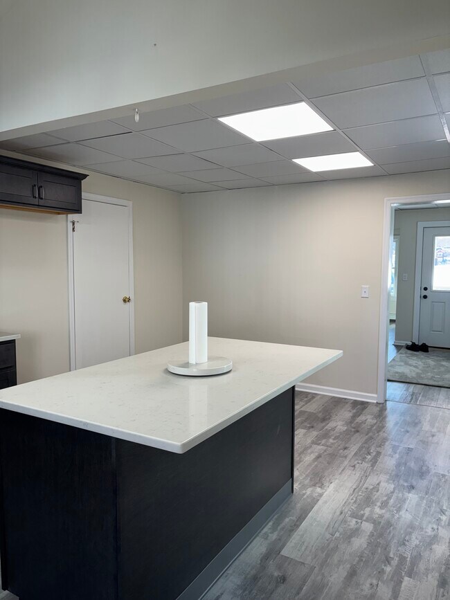 14 Clove Ave, Unit 14 in Sussex, NJ - Foto de edificio - Building Photo