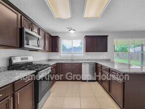 13030 Terrace Run Ln in Houston, TX - Building Photo - Building Photo