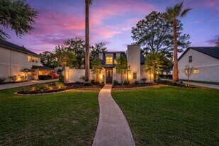 5115 Green Springs Dr in Houston, TX - Building Photo