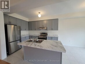 1135 Azalea Ave in Pickering, ON - Building Photo - Building Photo