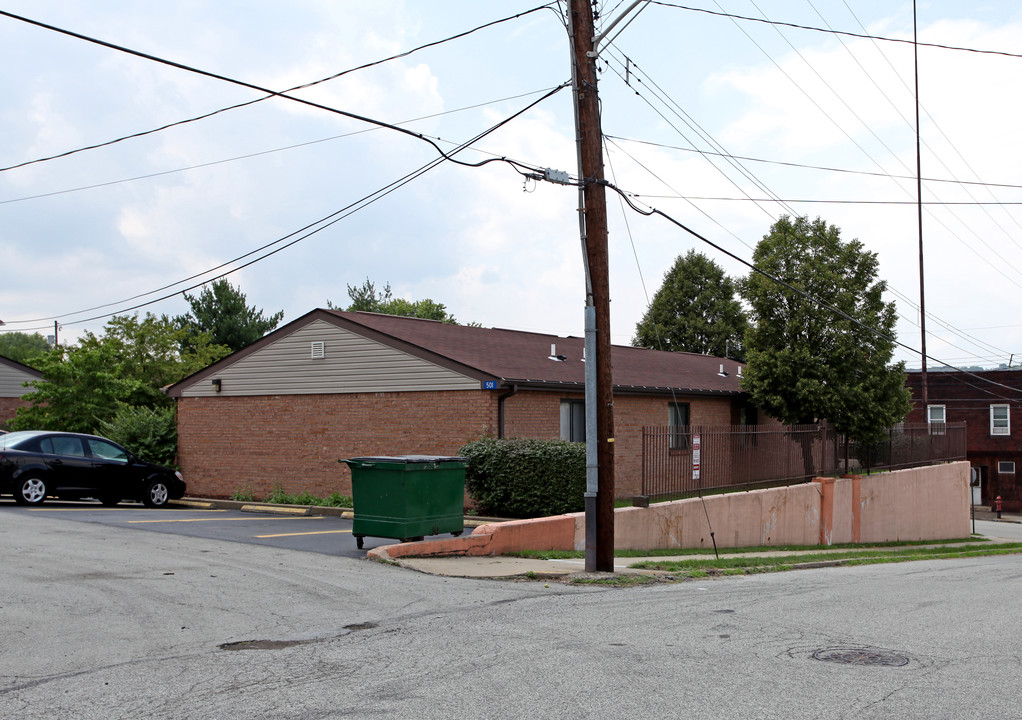 501 Archer St in McKeesport, PA - Building Photo