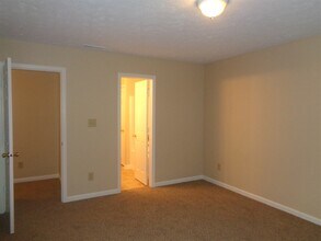 970 Foxtail Dr in Franklin, IN - Building Photo - Building Photo