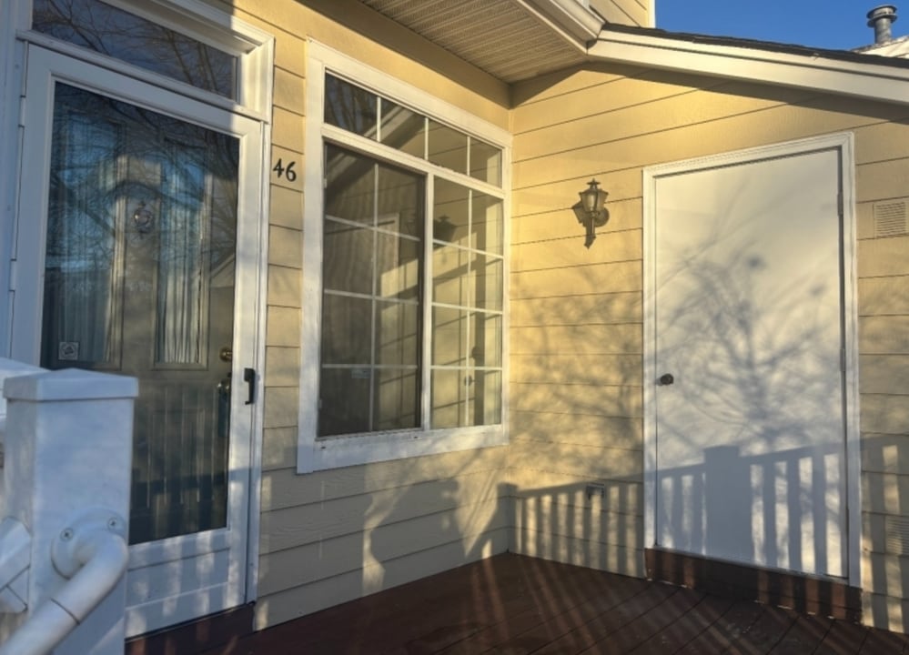 46 Wescott Rd in Bedminster, NJ - Building Photo