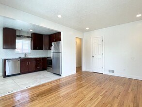 1700 1700 E in Salt Lake City, UT - Building Photo - Building Photo
