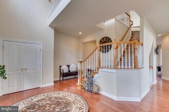 22371 Dolomite Hills Dr in Ashburn, VA - Building Photo - Building Photo