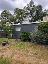 18395 Oasis Rd in Redding, CA - Building Photo - Building Photo