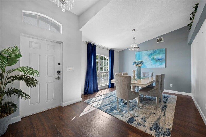 7975 103rd Ct in Vero Beach, FL - Building Photo