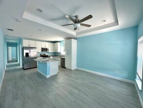 615 E Virginia Ave in Punta Gorda, FL - Building Photo - Building Photo