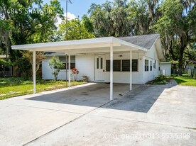 4845 Shaw Dr in Zephyrhills, FL - Building Photo