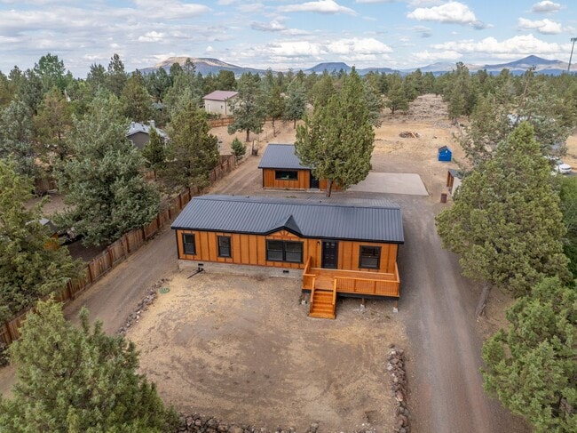 property at 8695 SW Crater Loop Rd