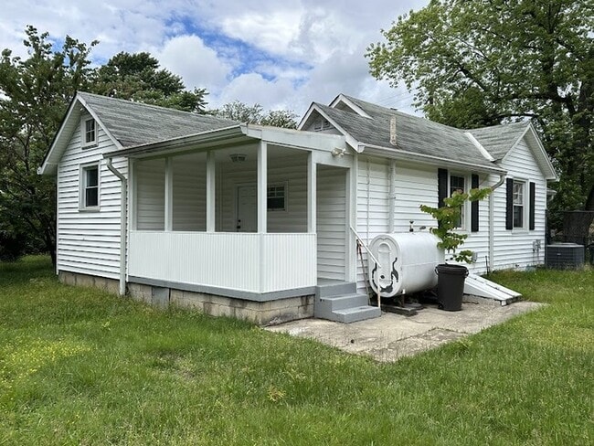 property at 4861 Eastern Ln