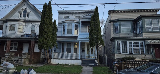 property at 372 Second Ave