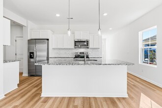 99 Cobbler Wy in Hampstead, NC - Building Photo - Building Photo