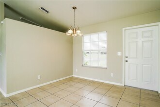 1906 NE 22nd Ave in Cape Coral, FL - Building Photo - Building Photo