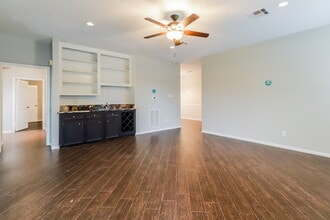 3910 Cedar Valley Dr in Missouri City, TX - Building Photo - Building Photo