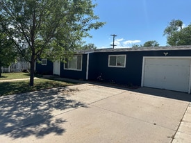 401 16th Ave Ct in Greeley, CO - Building Photo