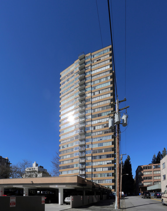 Panorama Place in Vancouver, BC - Building Photo