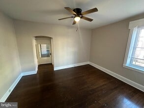 5 S 3rd St in Oxford, PA - Building Photo - Building Photo