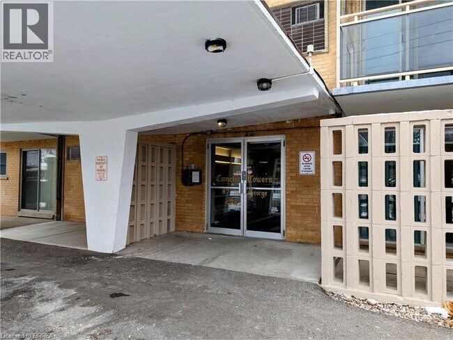 87 St George St in Brantford, ON - Building Photo - Building Photo
