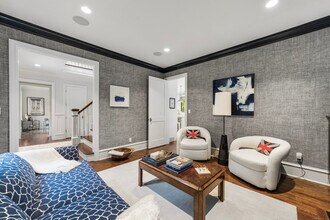 99 Porchuck Rd in Greenwich, CT - Building Photo - Building Photo