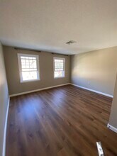 533 Fox Hollow Way in Manchester, NH - Building Photo - Building Photo