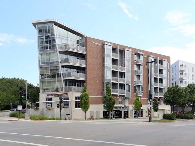 The Flatiron Condos in Milwaukee, WI - Building Photo - Building Photo