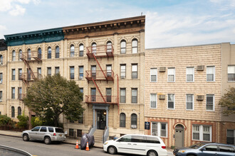 532 Graham Ave in Brooklyn, NY - Building Photo - Building Photo