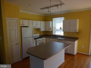 21836 Jarvis Square in Ashburn, VA - Building Photo - Building Photo