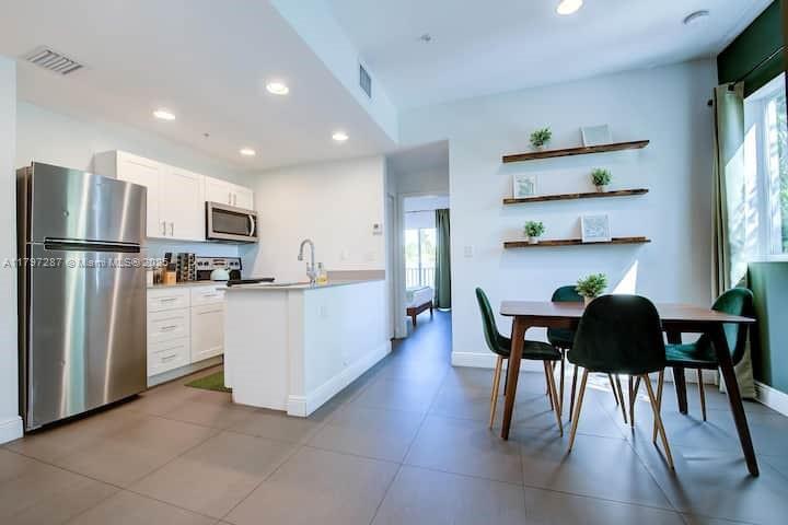 346 NW 35th St in Miami, FL - Building Photo