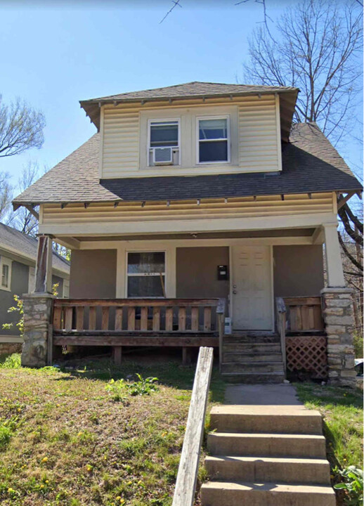 800 Bales Ct in Kansas City, MO - Building Photo