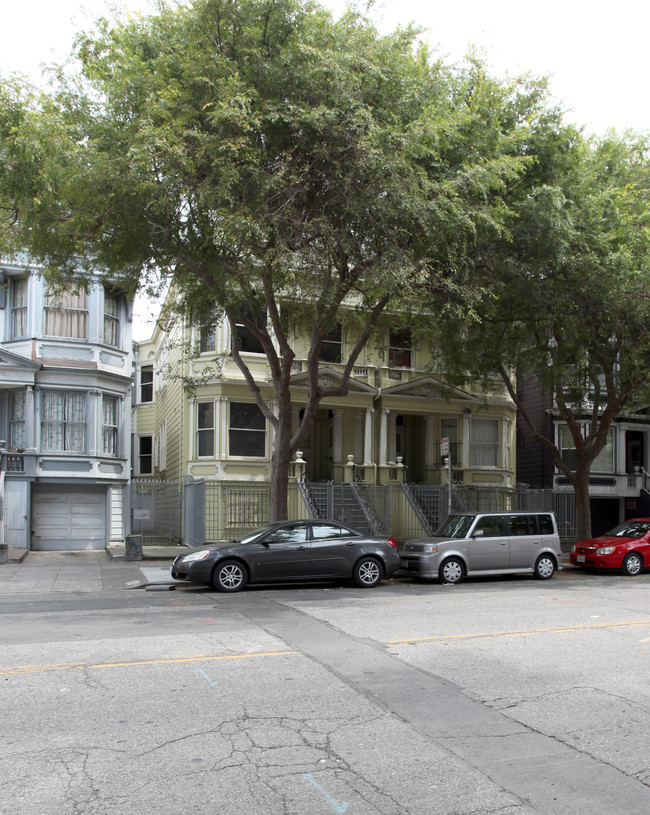 2863 Folsom St in San Francisco, CA - Foto de edificio - Building Photo