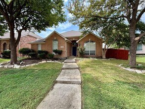 15881 Grove Crest Dr in Frisco, TX - Building Photo - Building Photo