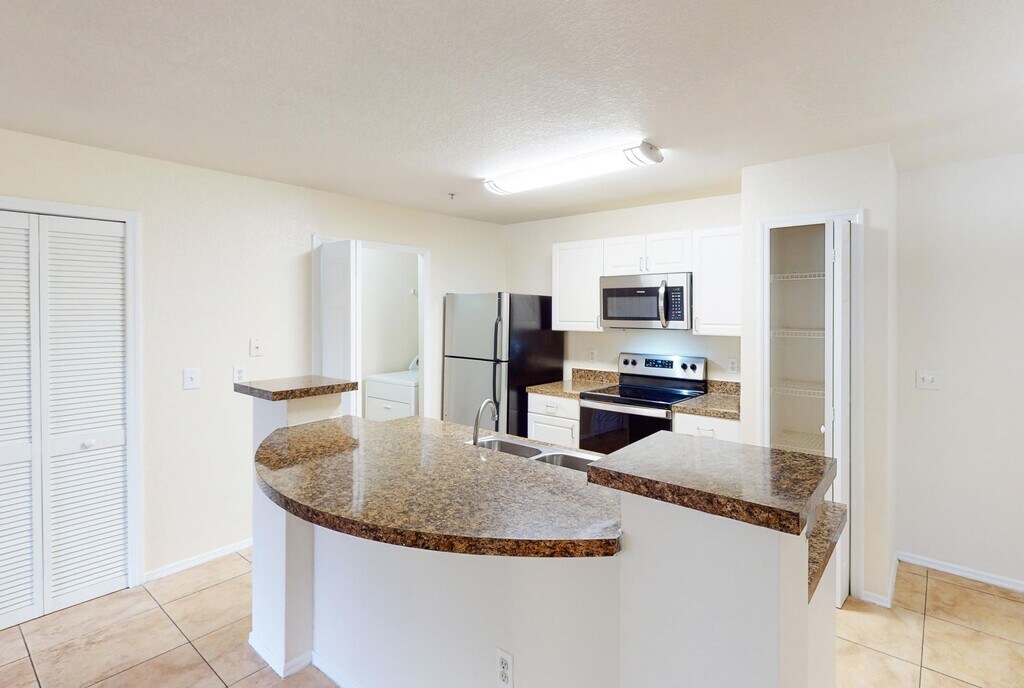 MacAlpine Place Apartments in Dunedin, FL