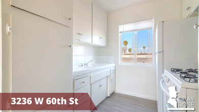 3236 West 60th Street in Los Angeles, CA - Foto de edificio - Building Photo