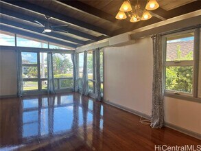 1448 Ainapua St in Honolulu, HI - Building Photo - Building Photo