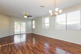 16994 W Manchester Dr in Surprise, AZ - Building Photo - Building Photo